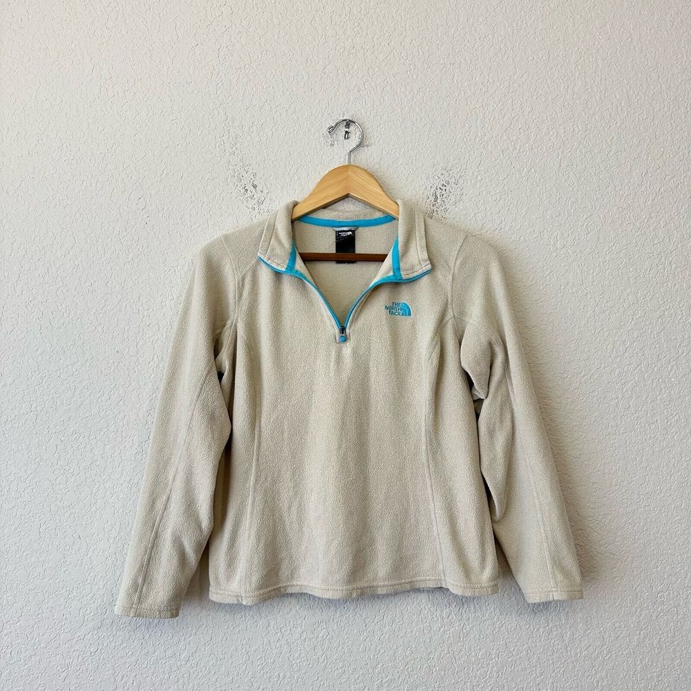 THE NORTH FACE Women 1/4 Zip Pullover Sweater in Beige